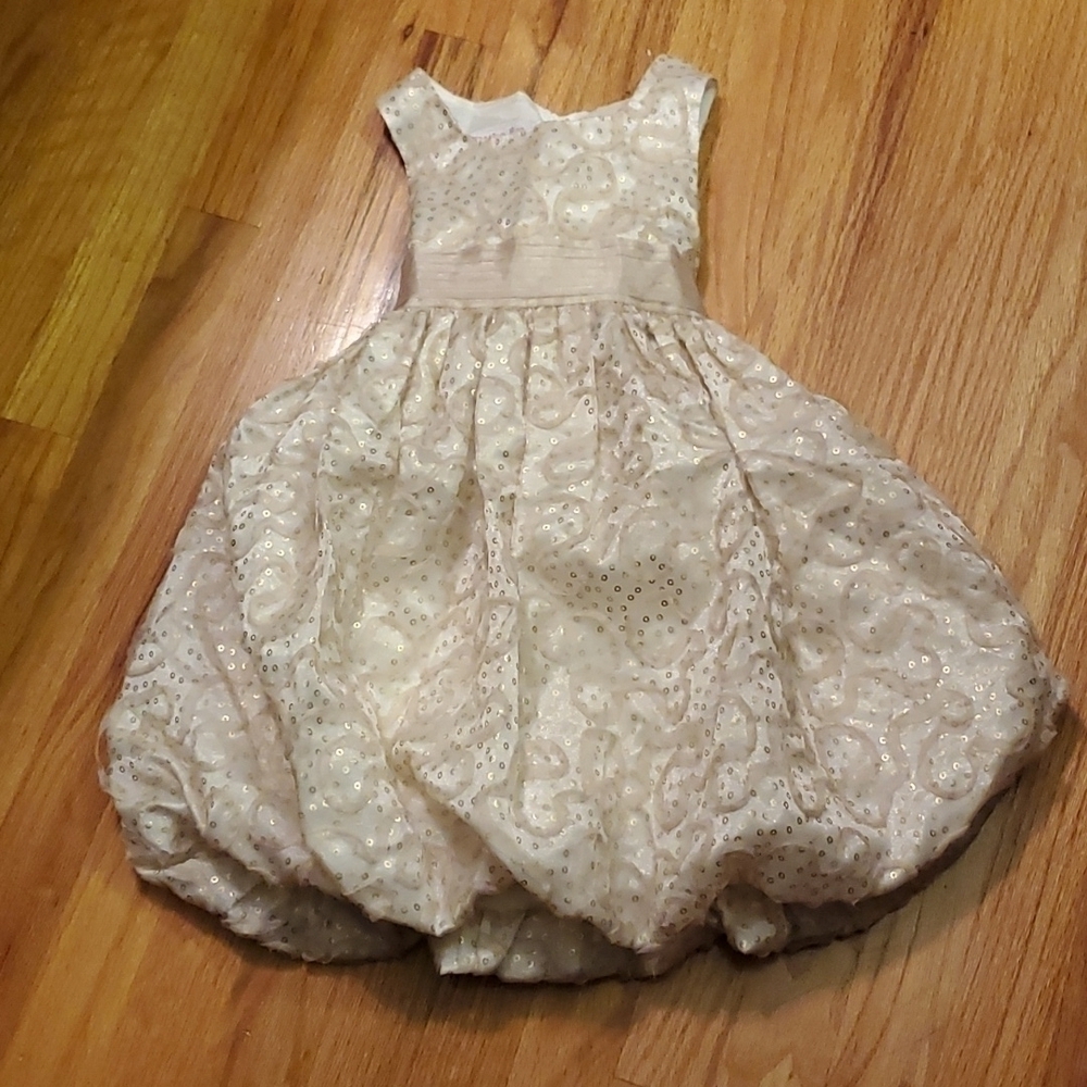 Jessica Ann Sequin and Ribbon Gold Dress Sz 5